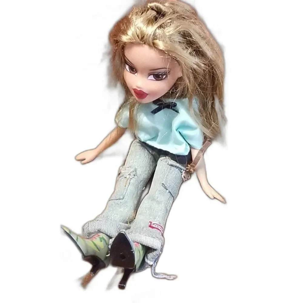 Vintage 2001 Bratz First Edition CLOE Doll Angel Original MGA 1st Wave Rare HTF